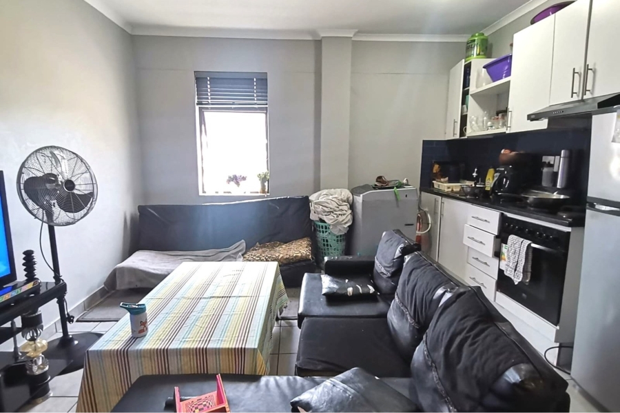 2 Bedroom Property for Sale in Esterville Western Cape
